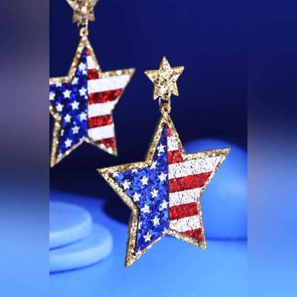 Earrings - USA American Flag Star Shaped Glitter Leather - Picture 2 of 3